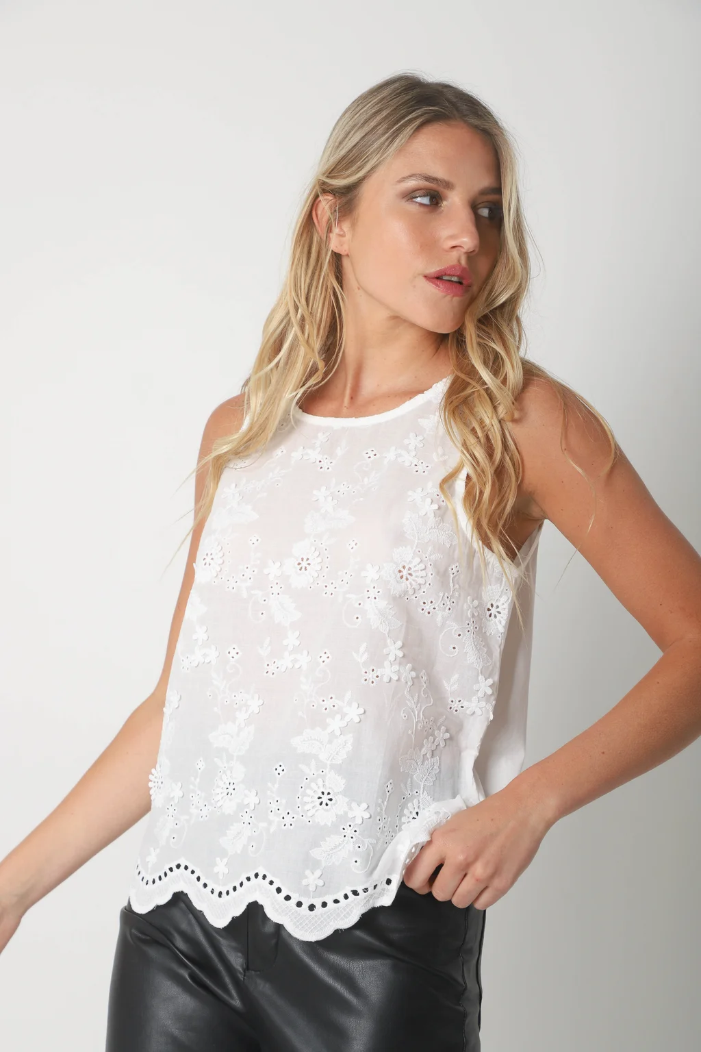 Musculosa KAIA Bordada GU5159