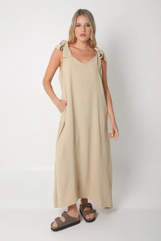 Vestido NISSI LISO AMPLIO de creppe c/ Tiras y Bolsillos - Vista 1
