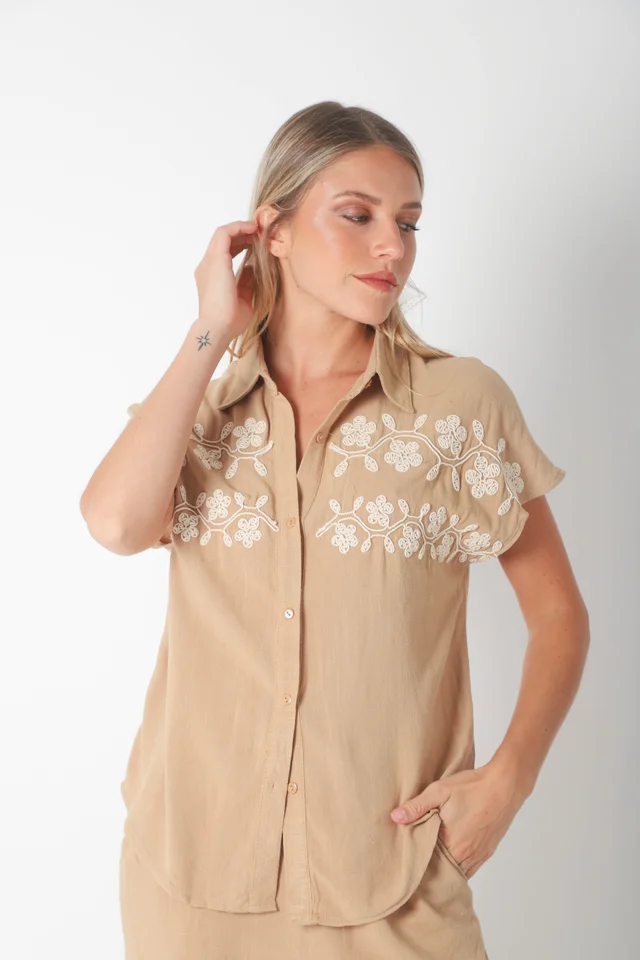 Conjunto GINEVA LINO C/Bordado GUK70152/70153