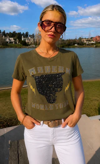Remera MODERN GU5112 - Vista 3