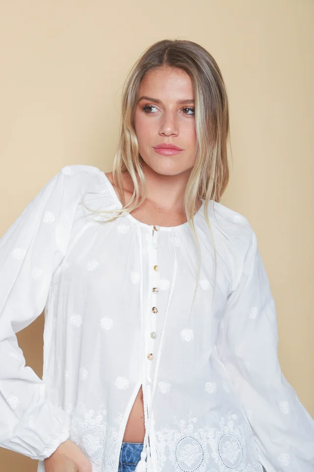 Blusa RONNEY Bordada Con Tiras GU70122