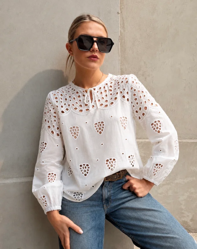 Blusa SINGARA BRODERIE GUK70092