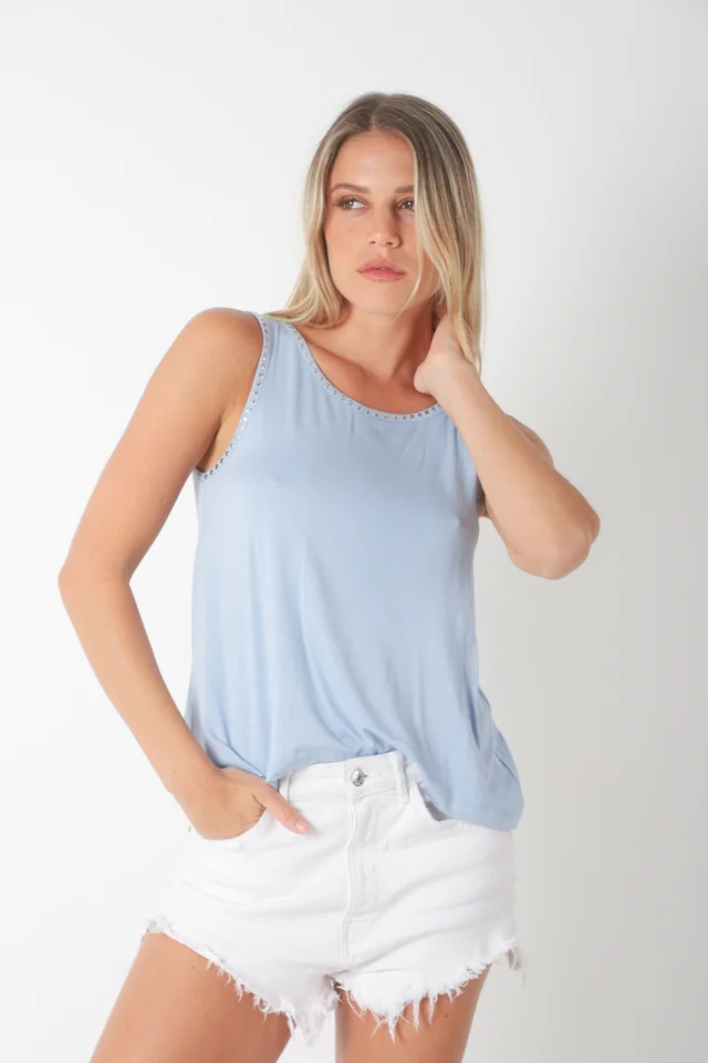 Musculosa POSITANO Modal c/ Tachas Redonda Pequeña