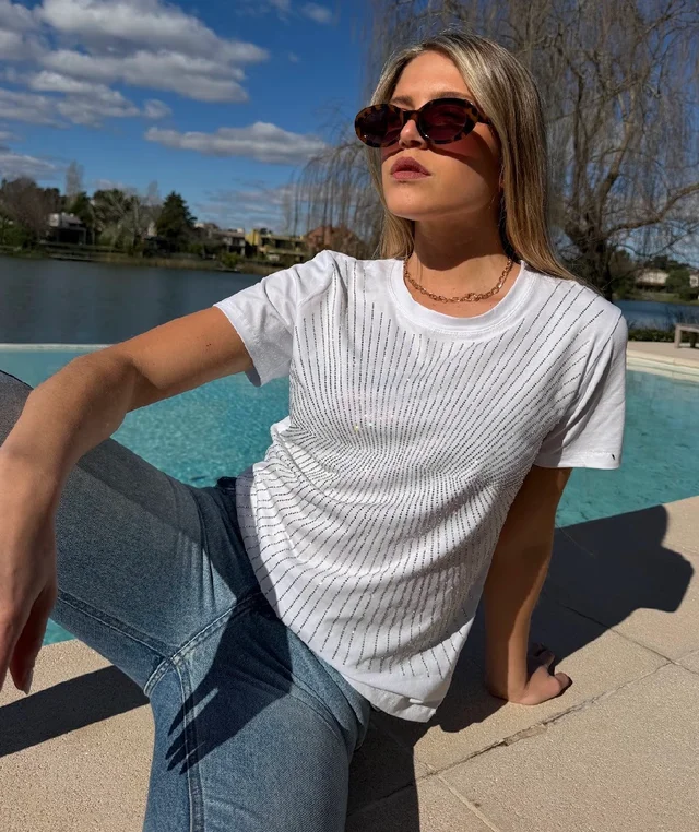 Remera STORM Strass GU9065