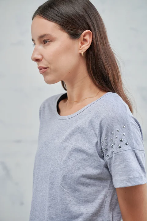 Remera Sandy Algodon con Tachas