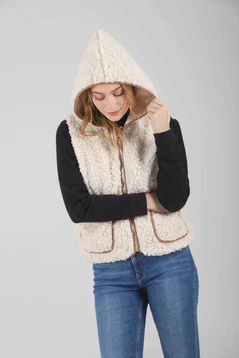 Chaleco Otawa Corderito Forrado C/ Bolsillos y Capucha GU70069