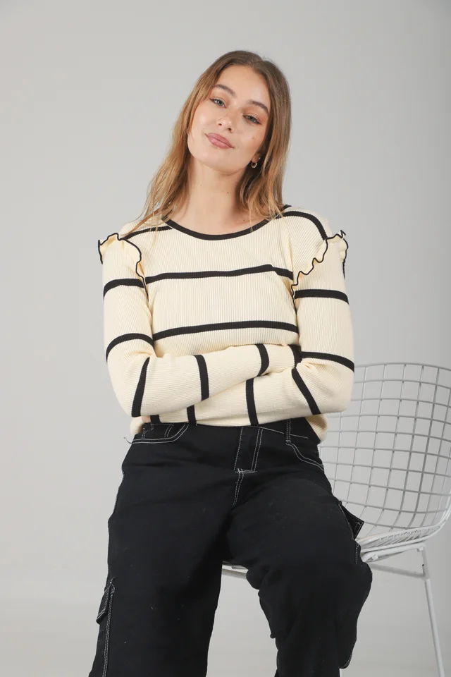 Sweater OHLALA Bremer Rayado c/Volados GUL660