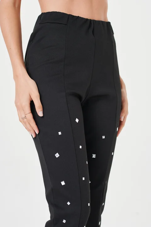 Calza Pantalon Bengalina Elastizada con Tachas GU4079