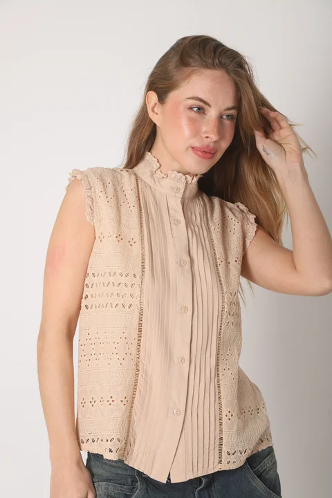 Camisa  Nori Broderie Sin Manga GUK4031