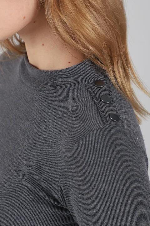 Remera Botones de Morley Elastizado