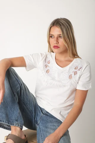 Remera FLOR BORDADA TULL STRASS GUK70031 - Vista 4