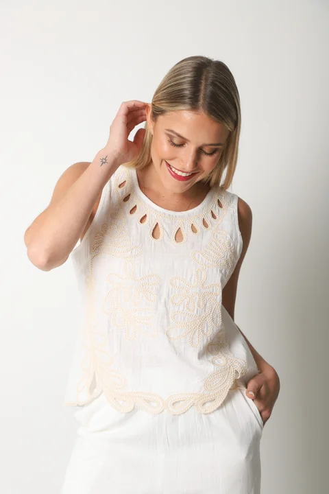 Conjunto VALKIRIA Lino c/ Bordado GUK70110