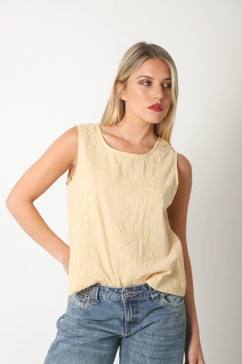 Musculosa PETALOS FLORES bordados GUK70169