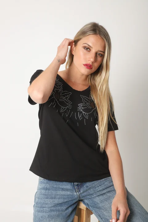 Remera FLOR BORDADA TULL STRASS GUK70031