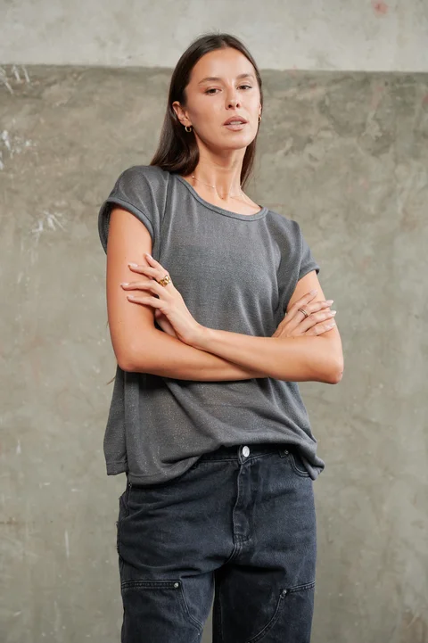 Remera Dana Hilo Flame con Lurex