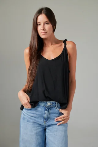 Musculosa Creppe Bretel con Volados - Vista 4