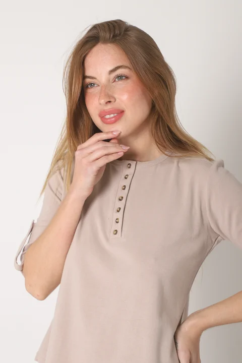 Remera AMANDA Abotonada