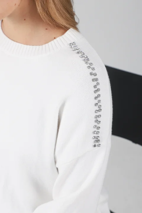 Sweater EIFFEL Tejido Grueso con Piedras GUL651