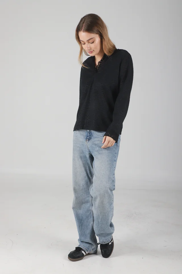 Remera Florentin c/ Capucha y Encaje GUK70067