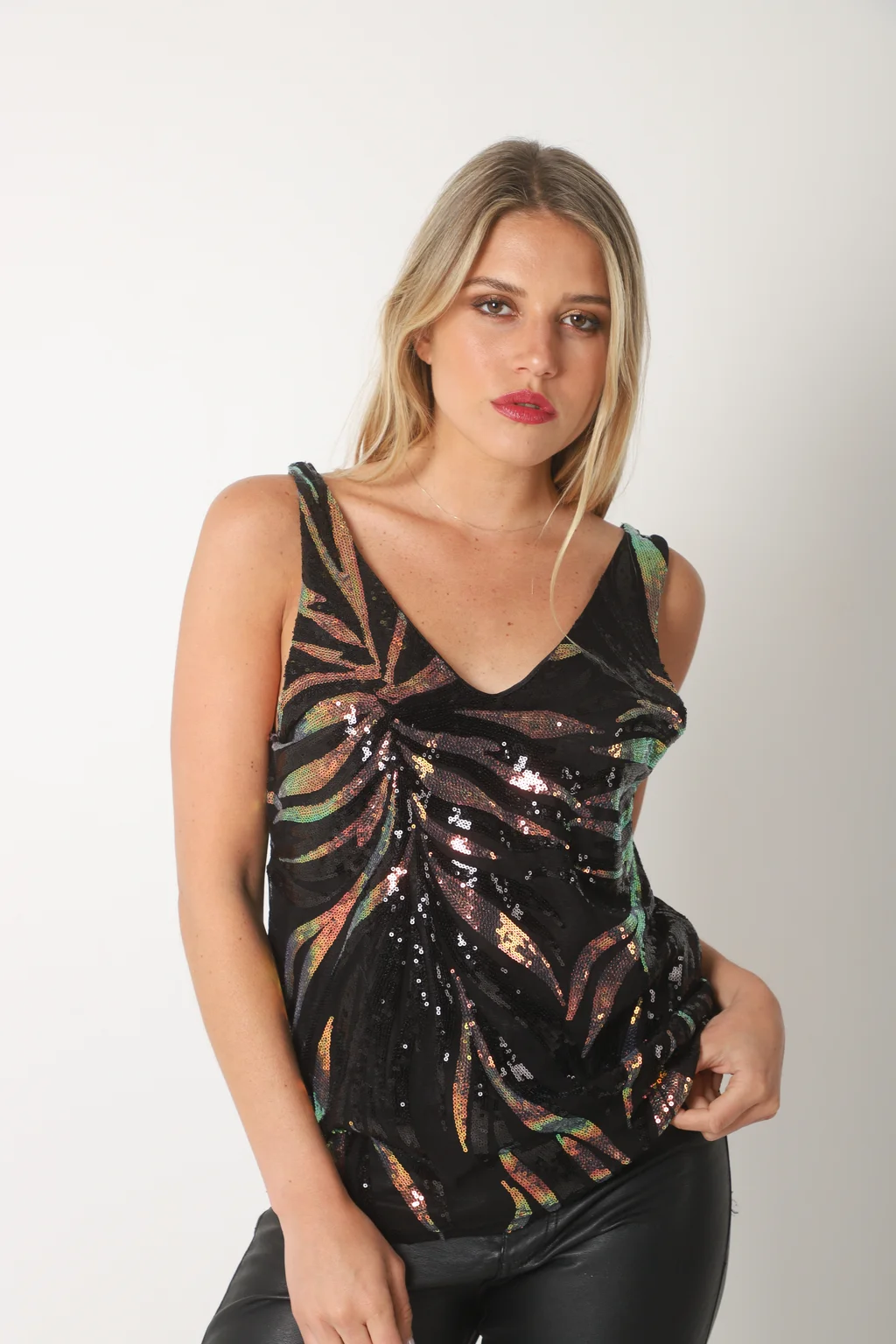 Musculosa ECLEPTIC COLOURS c/Lentejuelas GU5199