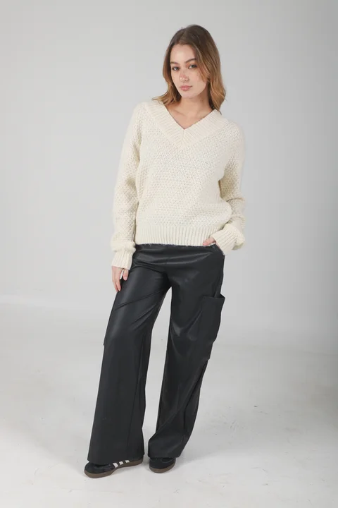 Sweater Kiria Escote V Tejido Grueso GU81330