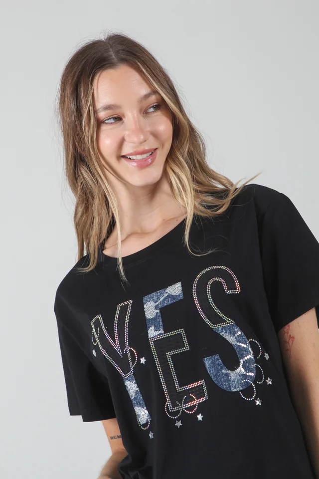 Remera Amplia Yes con Brillos GU87352