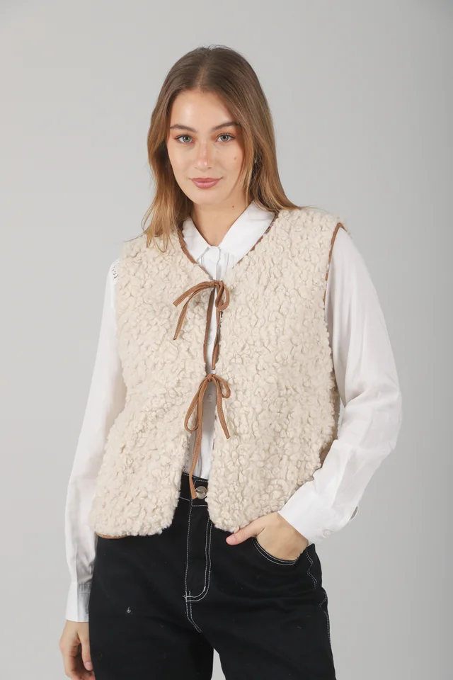 Chaleco Swiss Corderito c/ Tiras y Bolsillos GUK70068