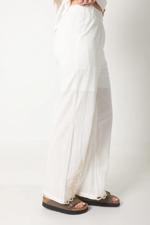 Conjunto VALKIRIA Lino c/ Bordado GUK70110