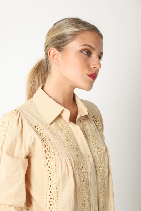 Camisa SYDNEY Lino Con Guipiur GU4109