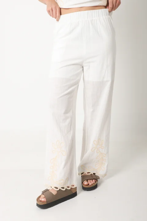 Conjunto VALKIRIA Lino c/ Bordado GUK70110