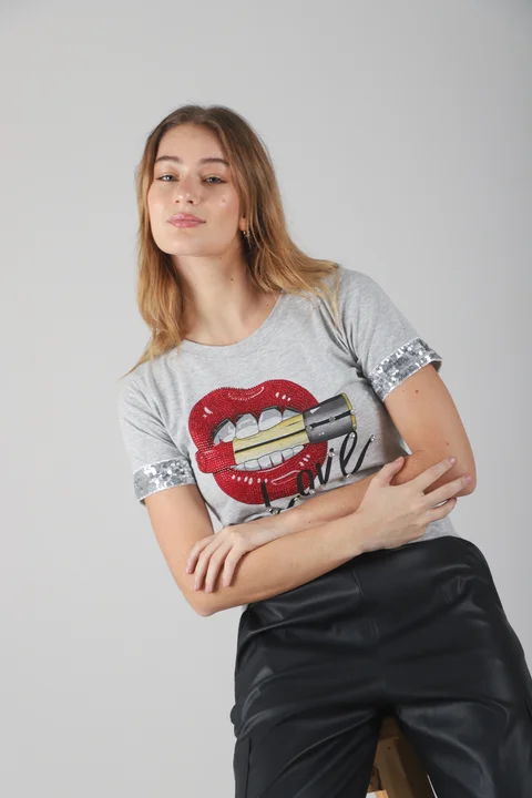 Remera LOVE LABIAL GU15812