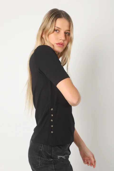 Remera OLALA Algodon c/ Lycra y Botones