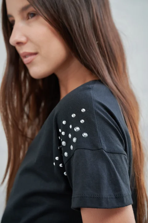 Remera Sandy Algodon con Tachas