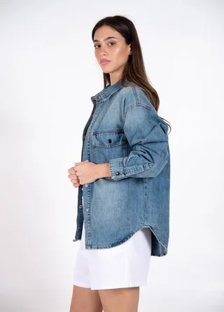 Camisa denim con broche  - Vista 3