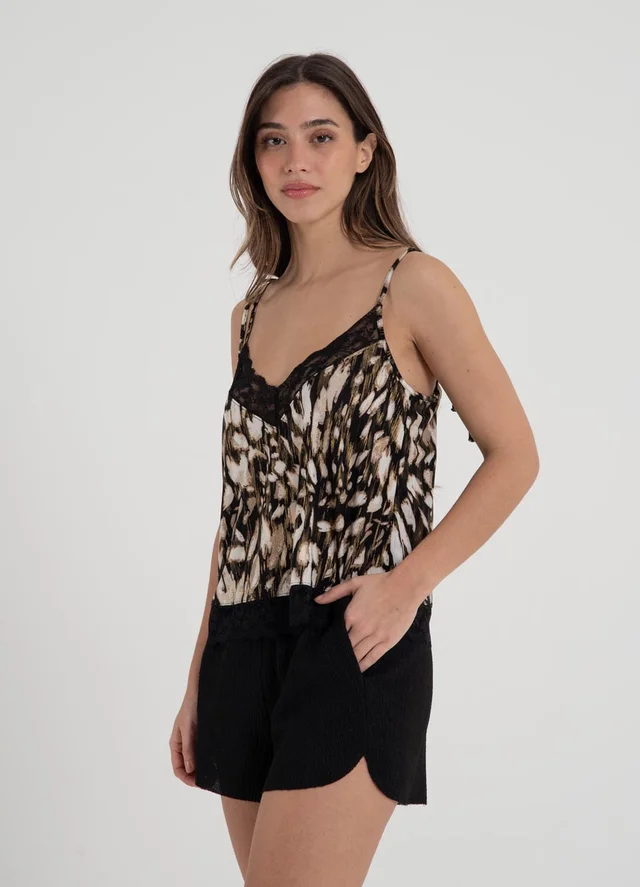 Musculosa  estampada c/puntilla