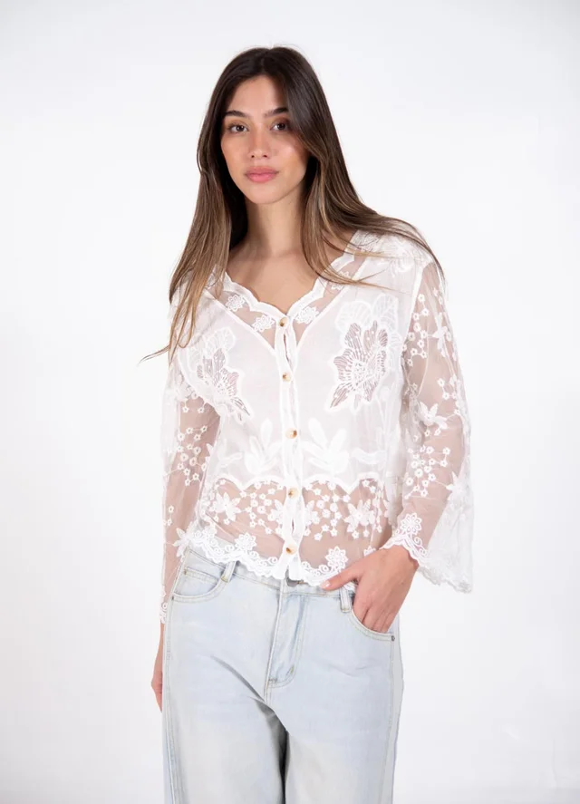 Blusa tul bordada 