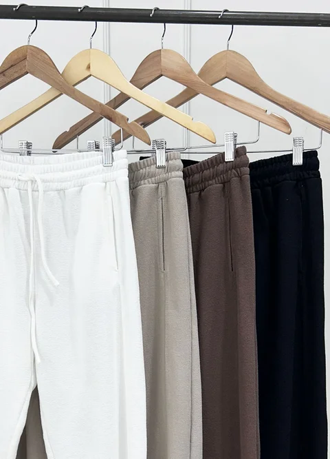 Babucha tejido rustico con costuras 