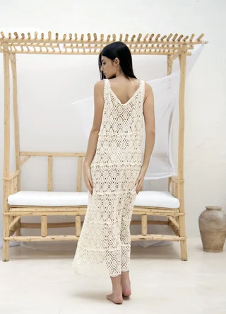 Vestido musculosa crochet con recortes  - Vista 5