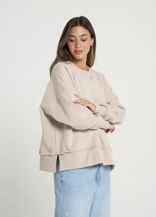 Maxi buzo con frisa con recortes y tajo  - Vista 2