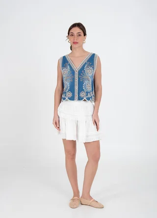 Chaleco denim bordado en tostado  - Vista 1