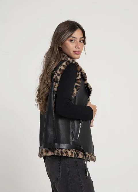 Chaleco eco cuero con piel 