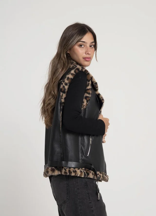 Chaleco eco cuero con piel 