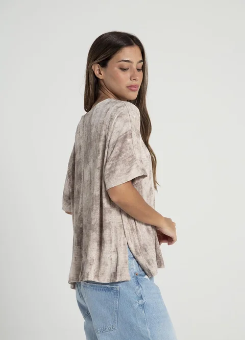 Remera morley estampada con tajos 