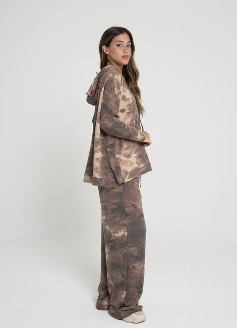 Buzo batik/print con capucha 