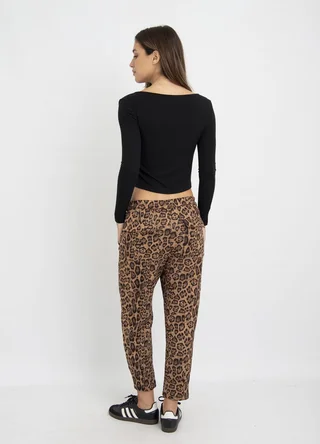 Pantalon slouchy print de gamuza  - Vista 6