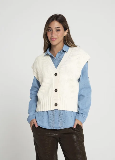 Chaleco clasico con botones 