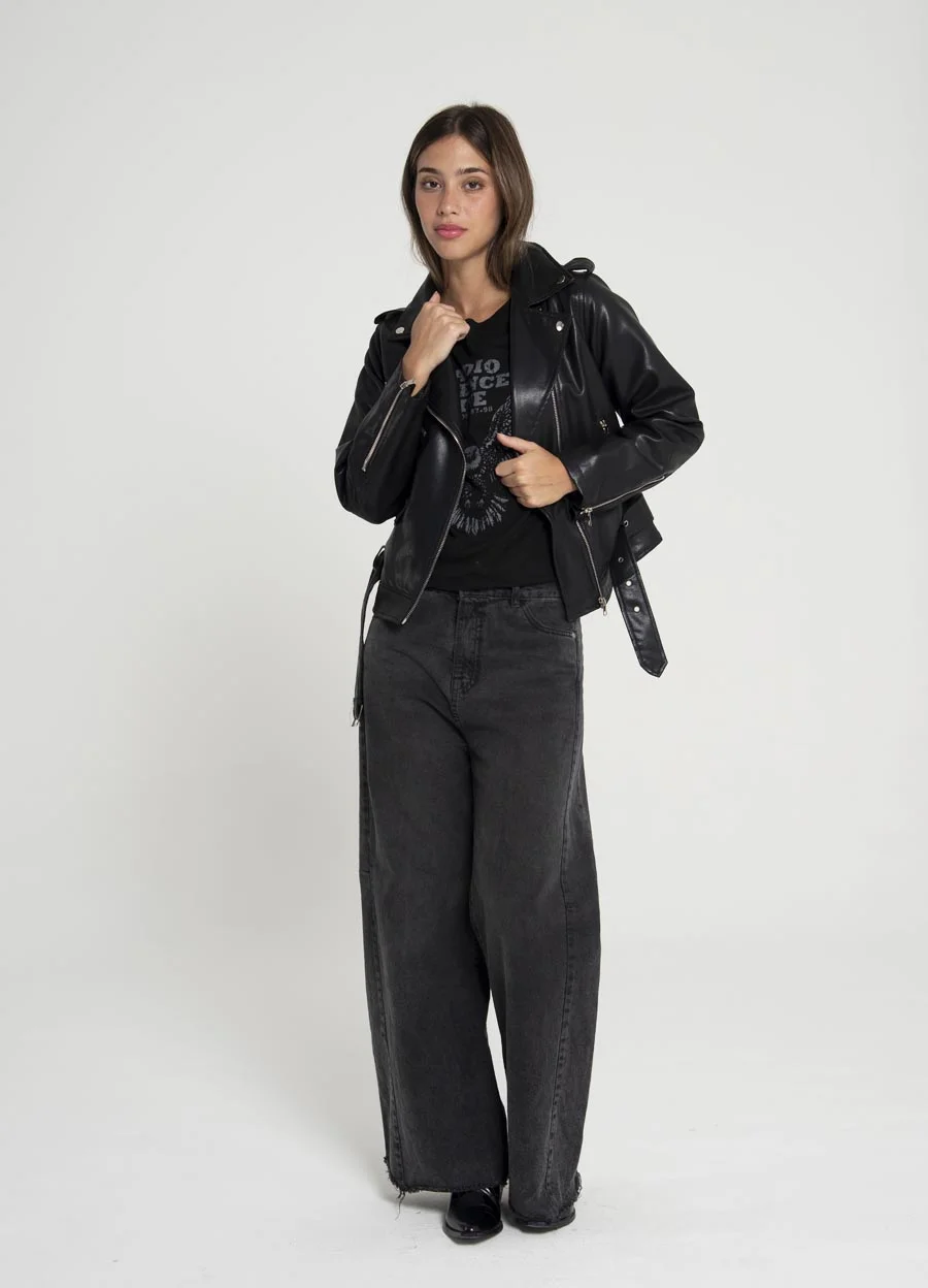 Campera eco cuero con cinto 