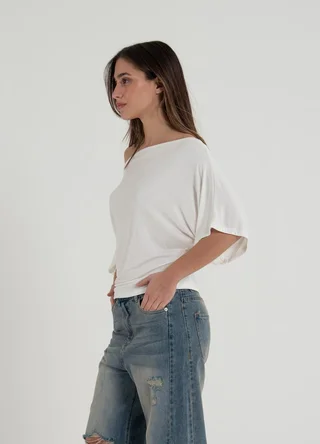 Remera escote abierto viscosa  - Vista 4