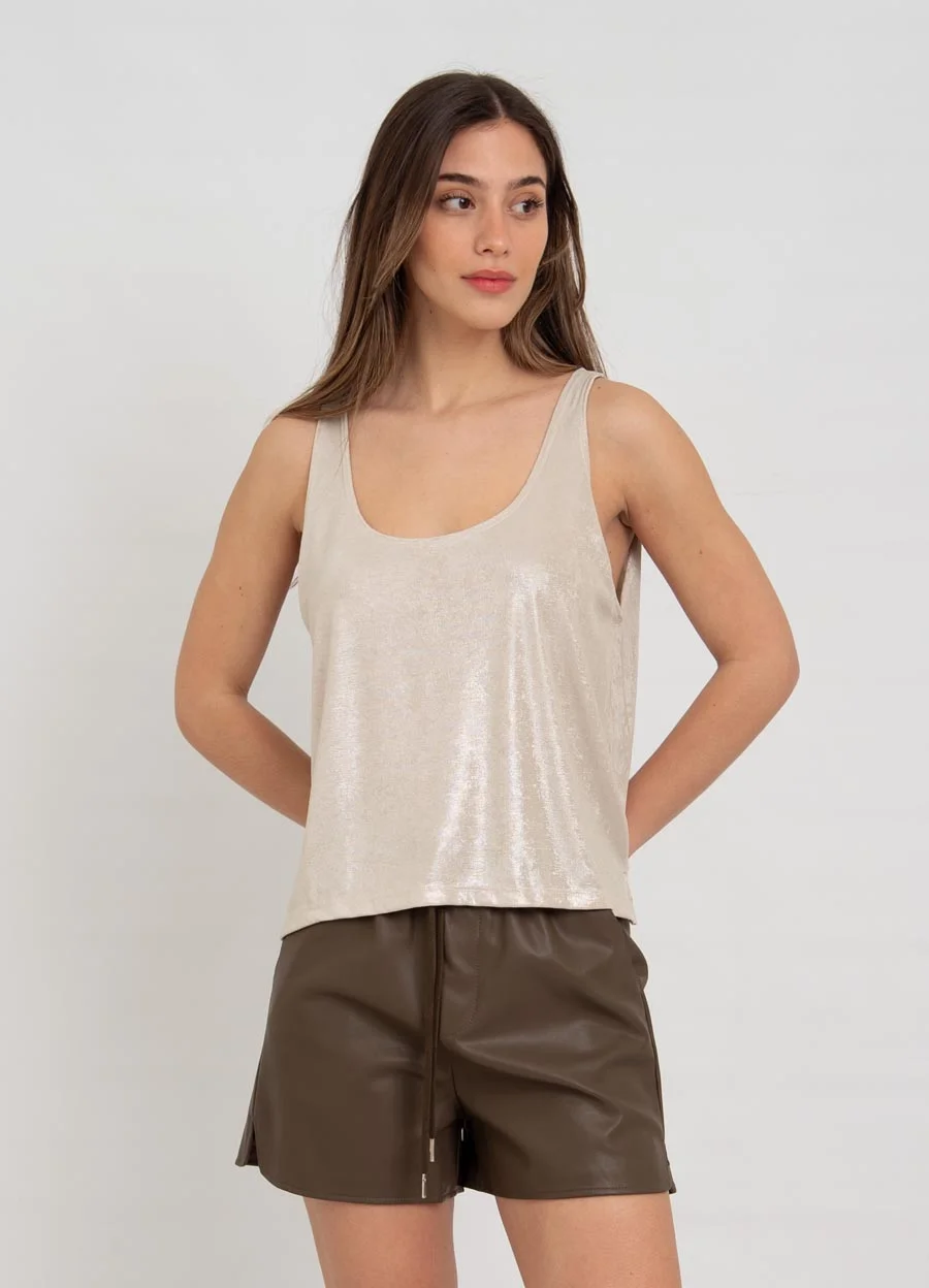 Musculosa recta metalizada con tajito 