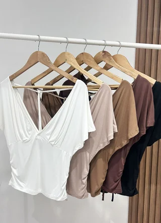 Remera viscosa c/frunce escote V  - Vista 5